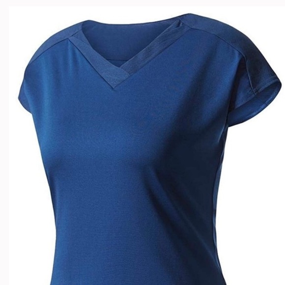 adidas Tops - Adidas NWT Tennis T-Shirt M